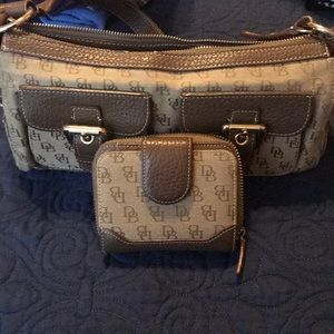 Dooney & Bourke Purse
